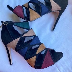 Multicolored sandals 9.5